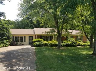143 W Meadowview Dr, Statesville, NC 28625