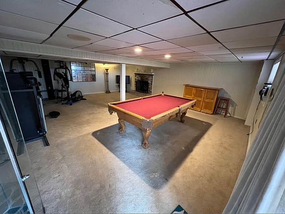 4th image of 1004 Belmont St