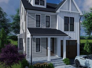 4521 Chestnut St, Bethesda, MD 20814