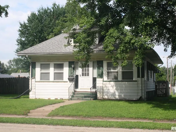 2312 9th St, Rock Island, IL 61201