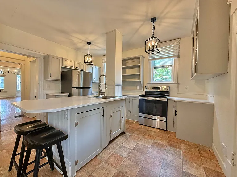 1715 W Pacific Ave #1 — Photo 11