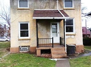 152 Shenango Blvd, Farrell, PA 16121