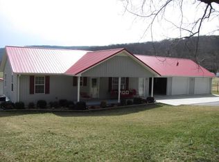 447 R D Prince Rd, Decherd, TN 37324