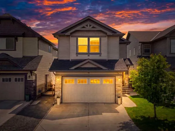 42 E Skyview Point Rise NE, Calgary, AB T3N 0G9