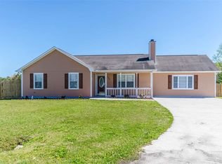 204 Red Fox Ct, Hubert, NC 28539