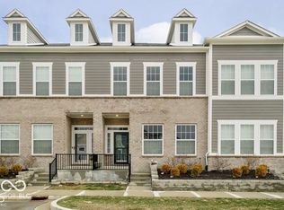 696 Lagerfield Dr, Carmel, IN 46032