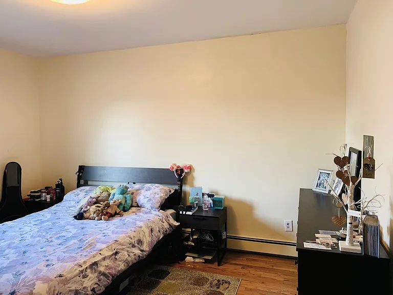 31-32 44th St #3 — Photo 7