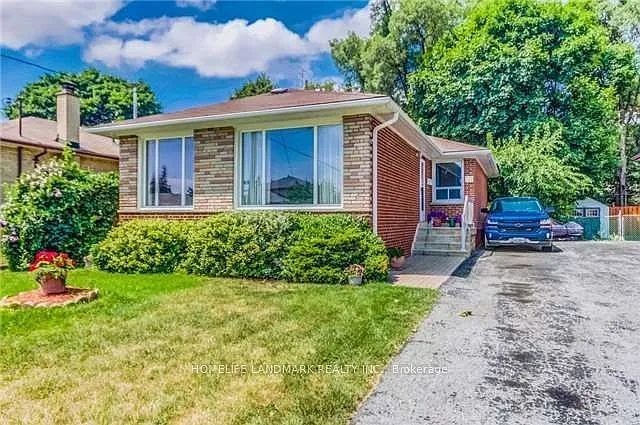 36 Neddie Dr #LOWER