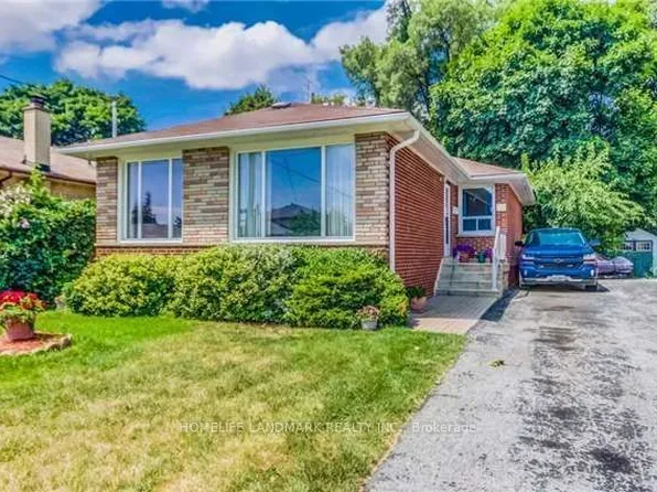 36 Neddie Dr, Toronto, ON M1T 2T1
