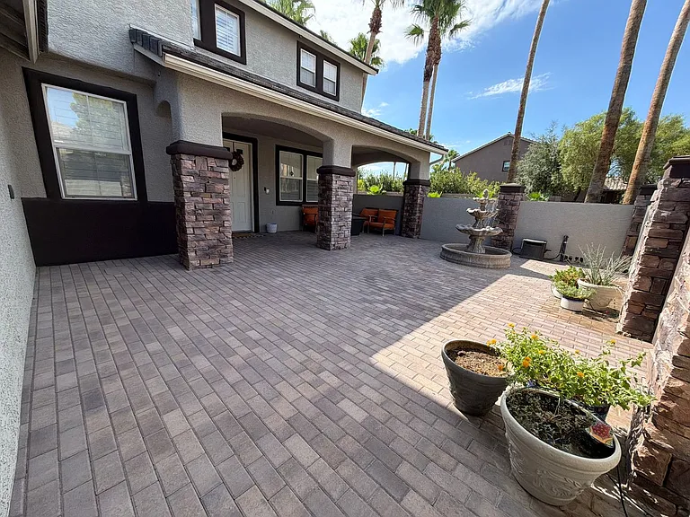 4104 Freel Peak Ct — Photo 4