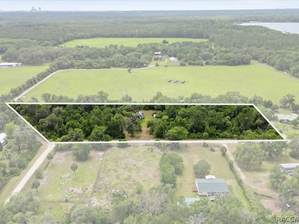 9600 N Misty Janell Ter, Crystal River, FL 34428