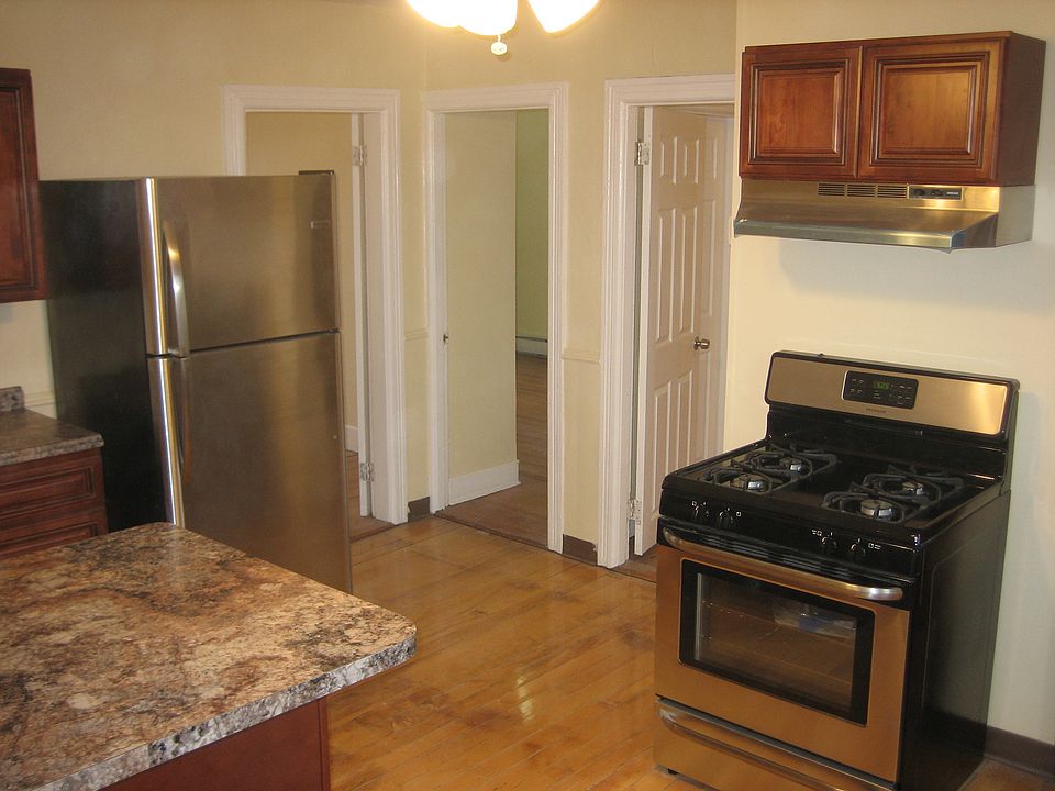 1st image of 51 Brayton Ave APT 2B