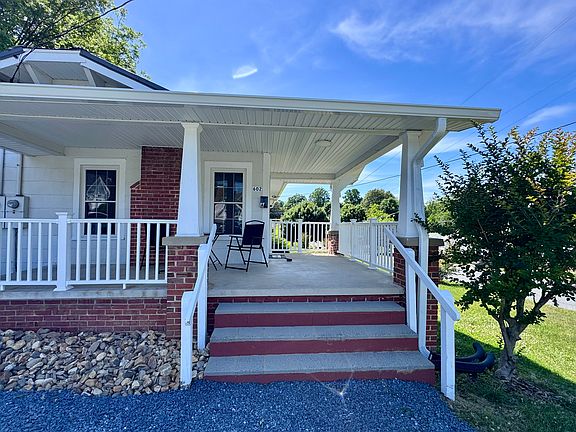 4th image of 602 Highland St #A