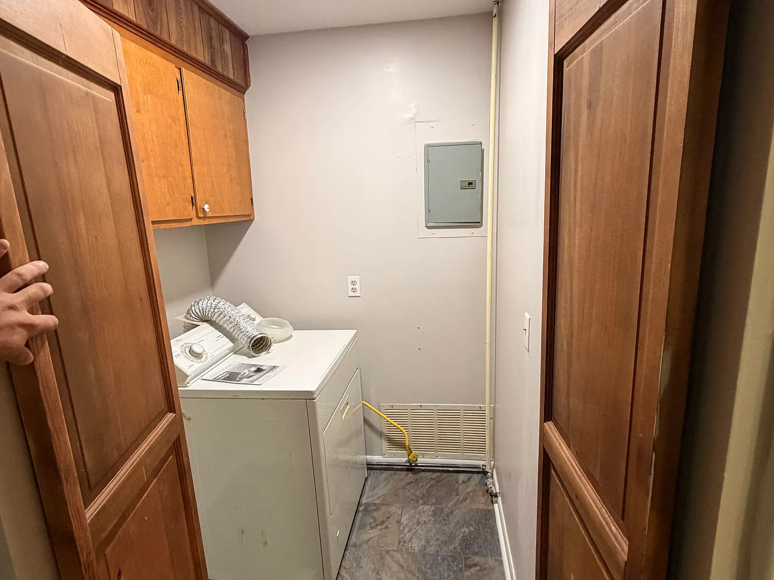 3 bed, 1100 sqft, $1,700 — Photo 4