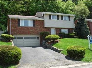 1388 Pesavento Dr, Bridgeville, PA 15017