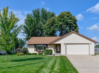 107 W Baehr St, Cecil, WI 54111