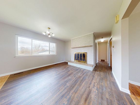 5th image of 187 S Gamble St