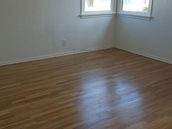 3rd image of 5418 Thornburn St