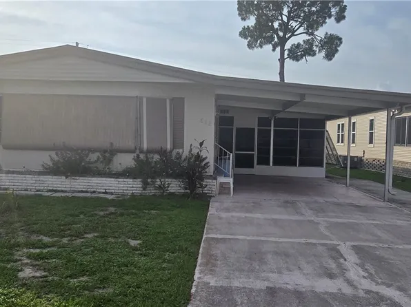 612 Pine Grove Ct, North Fort Myers, FL 33917