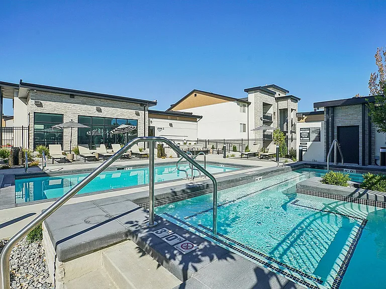 3 hot tubs open all year