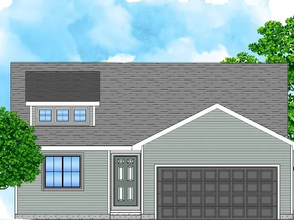 816 3rd St NW, Bondurant, IA 50035