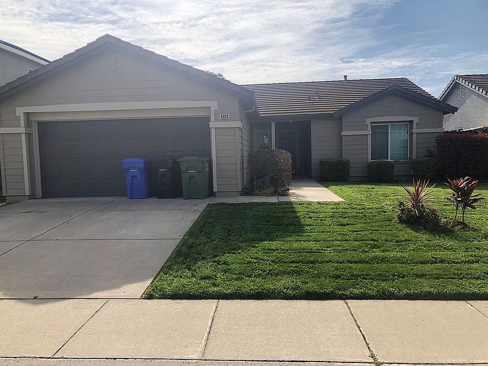 1st image of 8928 Four Seasons Dr
