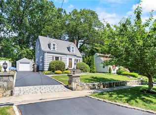 108 Argonne St, Fairfield, CT 06825