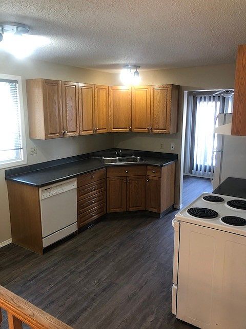2 Kitchen_03102020