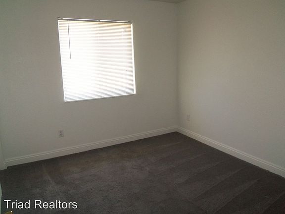 5th image of 71729 El Paseo Dr