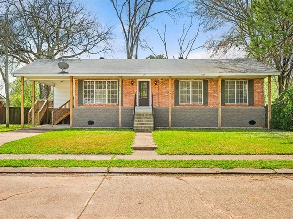 2004 Roanoke St, Alexandria, LA 71301