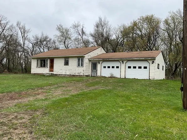 1967 250th St, Ivanhoe, MN 56142