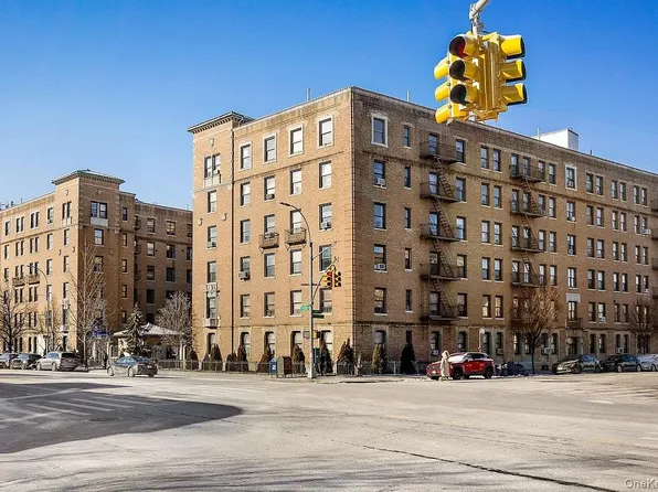 148-09 Northern Boulevard #1J, Flushing, NY 11354