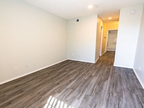3rd image of 5235 Kester Ave APT 220