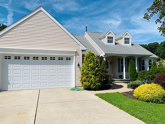 2 car garage with workshop