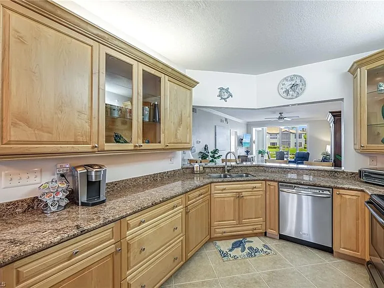 832 Tanbark Dr #104 — Photo 6