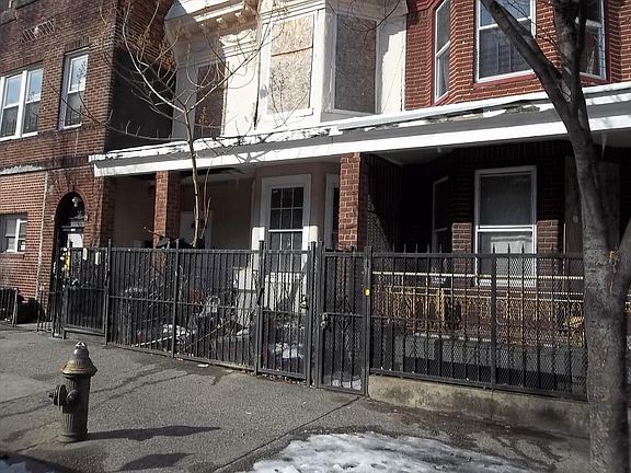 2nd image of 1243 College Ave