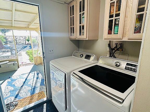 4th image of 639 Houston Dr