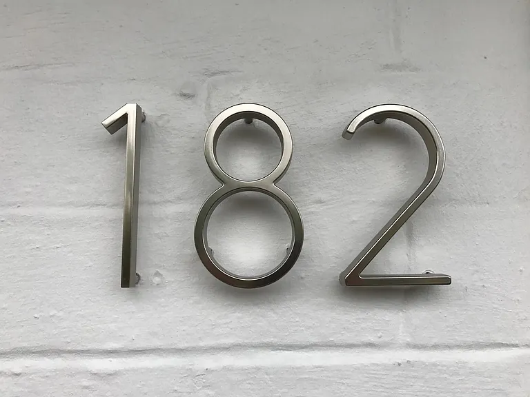 182 Alexander Ave — Photo 2