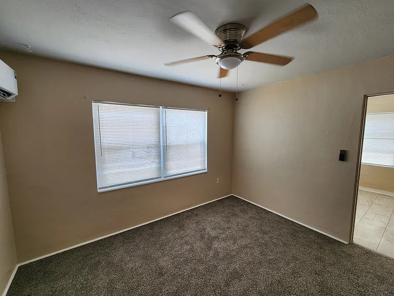 1515 W Washington St #10 — Photo 13