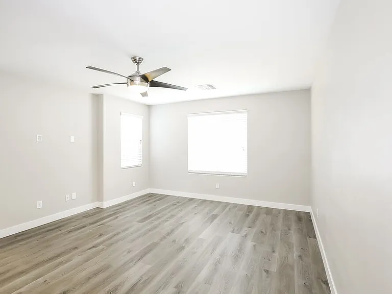 8112 Satin Carnation Ln — Photo 8