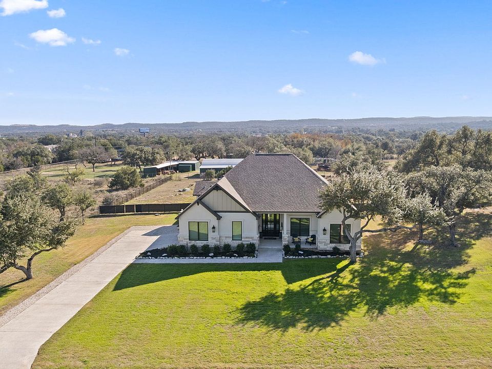 1st image of 225 Spicewood Trails Dr