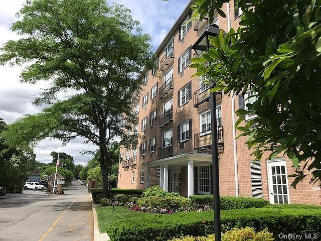 1st image of 1 Consulate Dr APT 4G