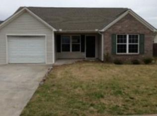 185 Chance Dr NW, Calhoun, GA 30701