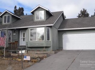 2044 NE Wells Acres Rd, Bend, OR 97701