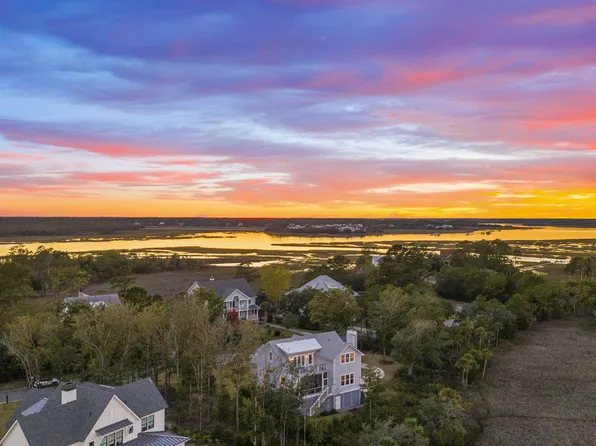 1476 Cat Island Pkwy, Awendaw, SC 29429