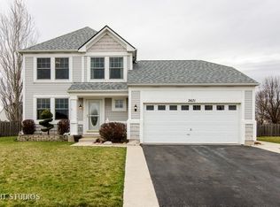 2671 Stanton Cir, Lake In The Hills, IL 60156