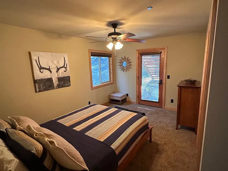 11913 Snowpeak Way — Photo 15