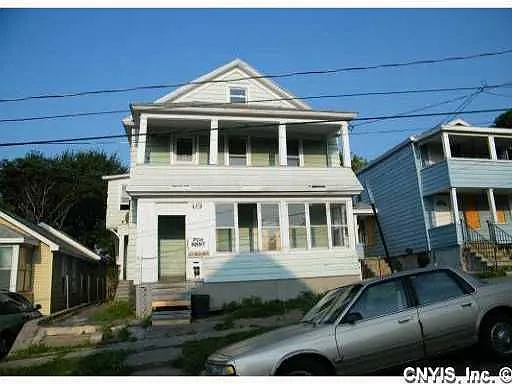 207 Delhi St photo 1