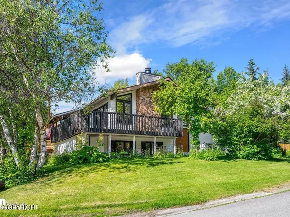 2051 Tudor Hills Ct, Anchorage, AK 99507