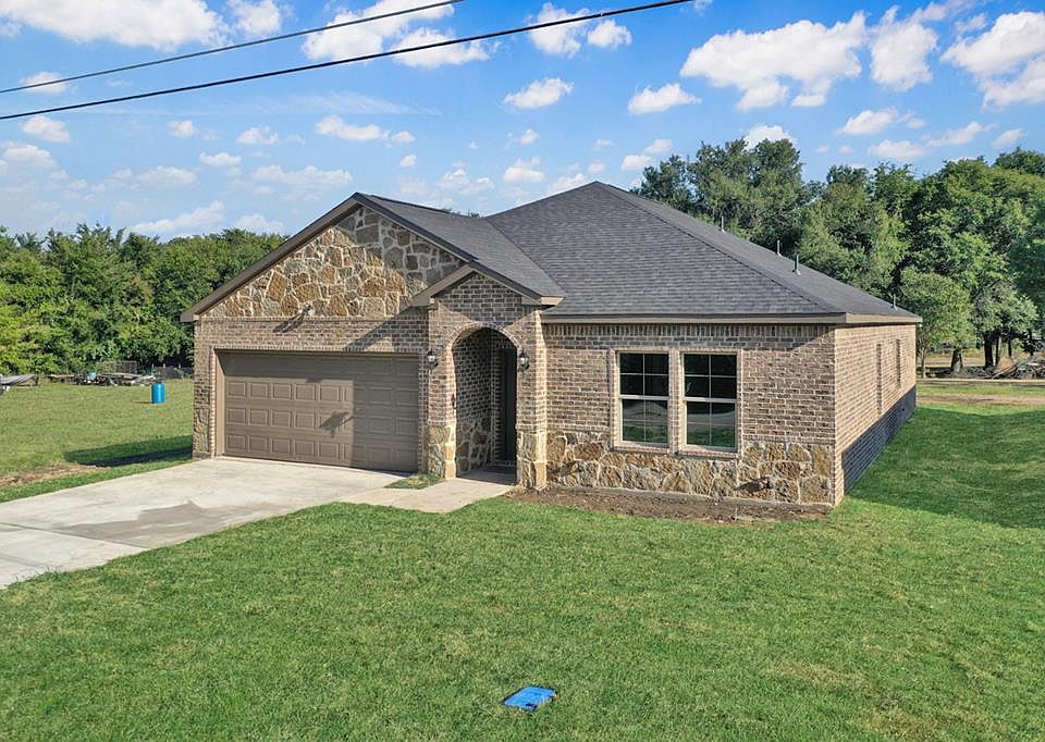1st image of 8130 Lake Dr